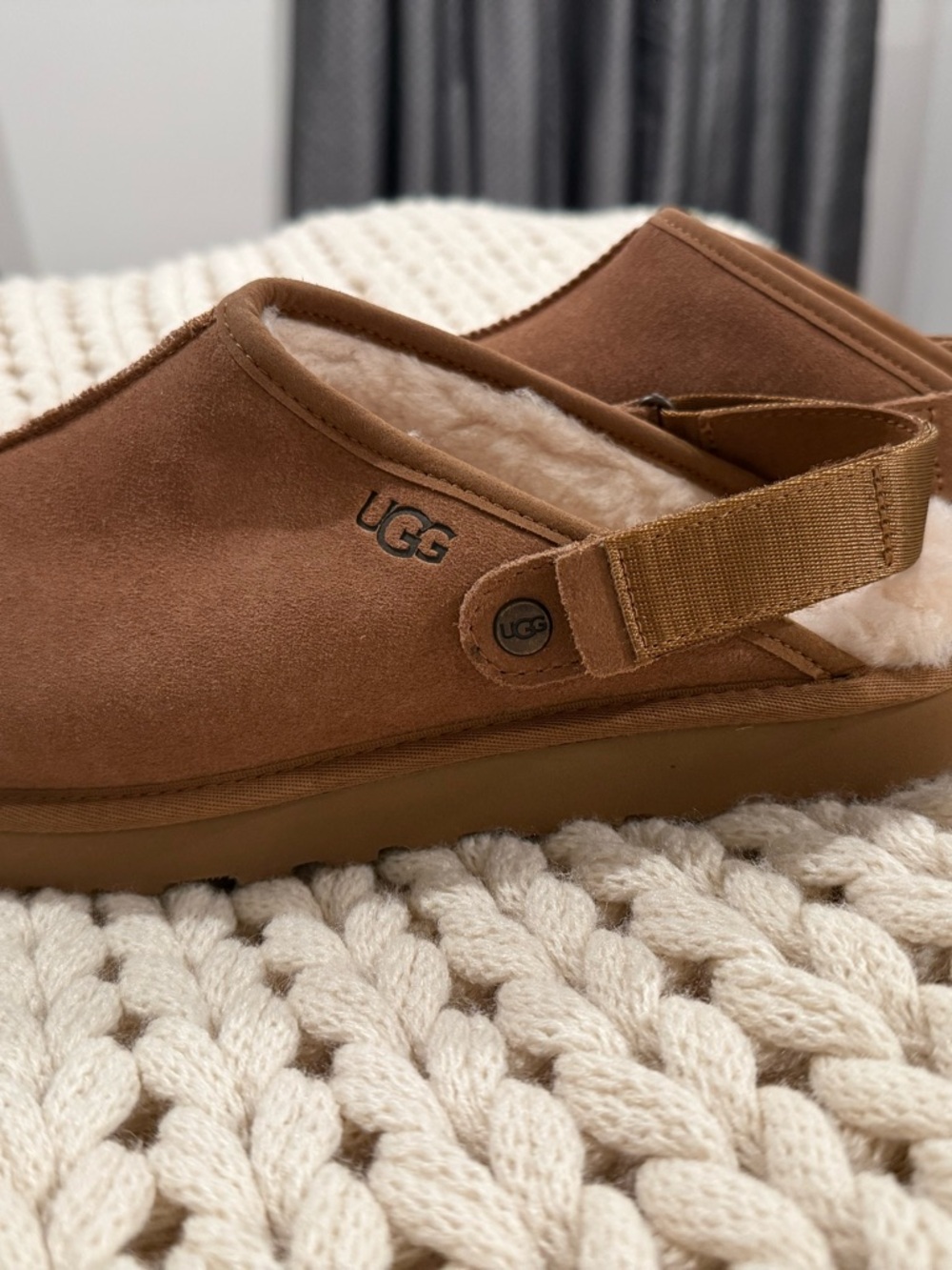 UGG Chestnut Lanah Clog - Picture 2 of 5